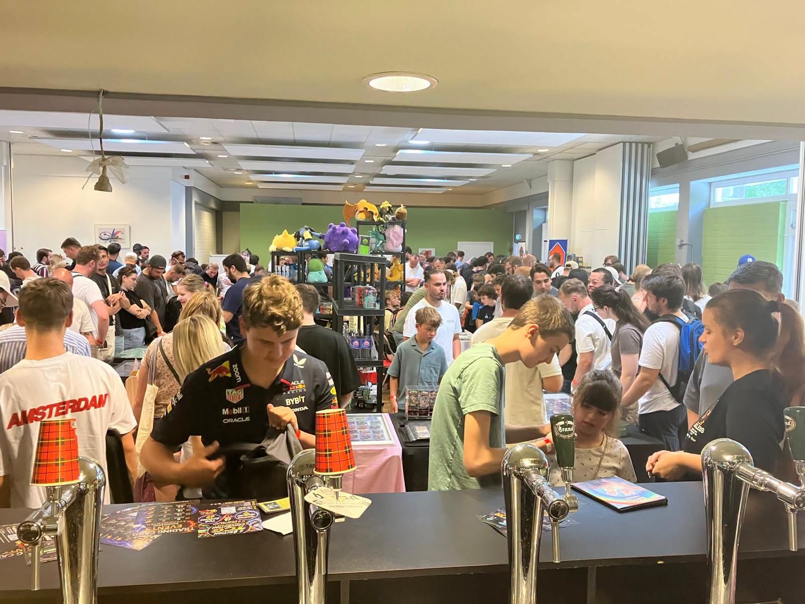 Ditjes &Amp; Datjes 3 Druk bezocht evenement bij ’t Heegeneerke in Maastricht
